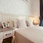 Mina By Adda Alacati Кешме