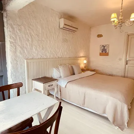 Mina By Adda Alacati Кешме